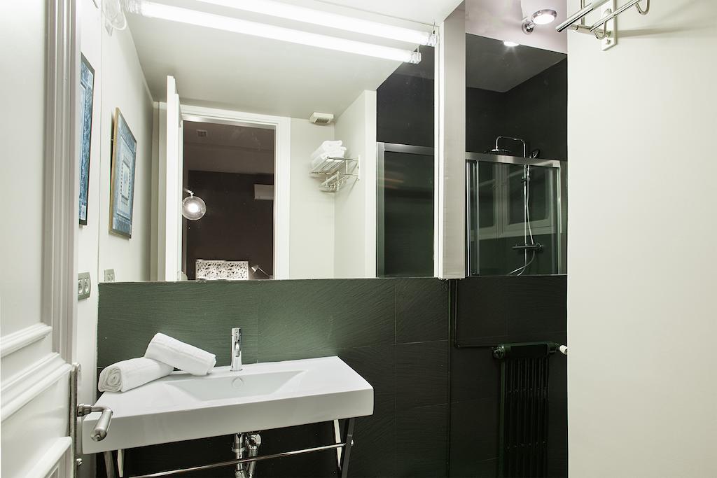 Bachome Gallery B&B บาร์เซโลนา ห้อง รูปภาพ