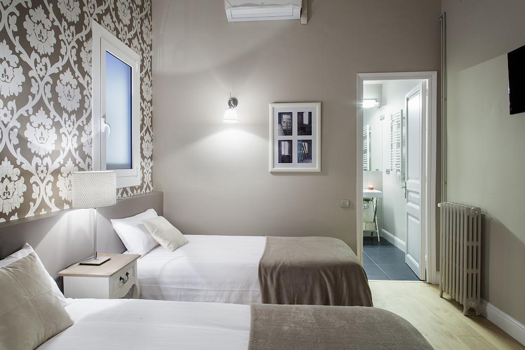 Bachome Gallery B&B บาร์เซโลนา ห้อง รูปภาพ