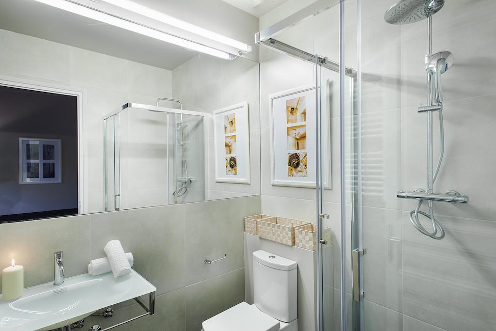 Bachome Gallery B&B บาร์เซโลนา ห้อง รูปภาพ