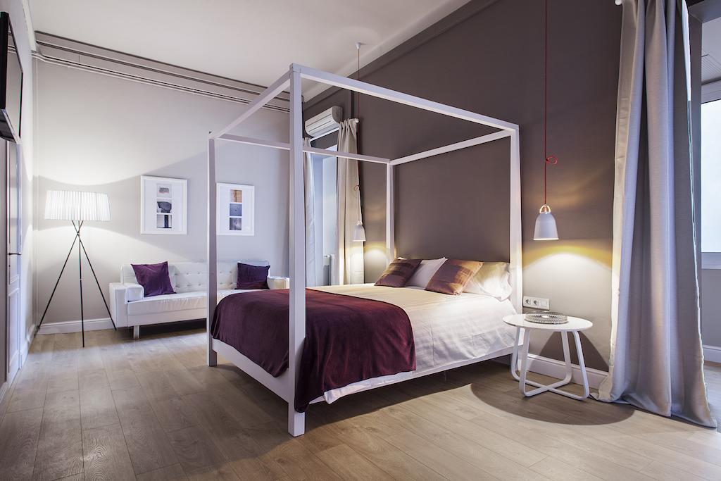 Bachome Gallery B&B บาร์เซโลนา ห้อง รูปภาพ