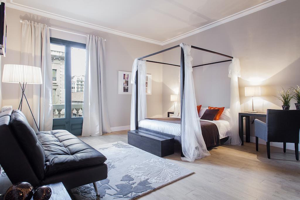 Bachome Gallery B&B บาร์เซโลนา ห้อง รูปภาพ
